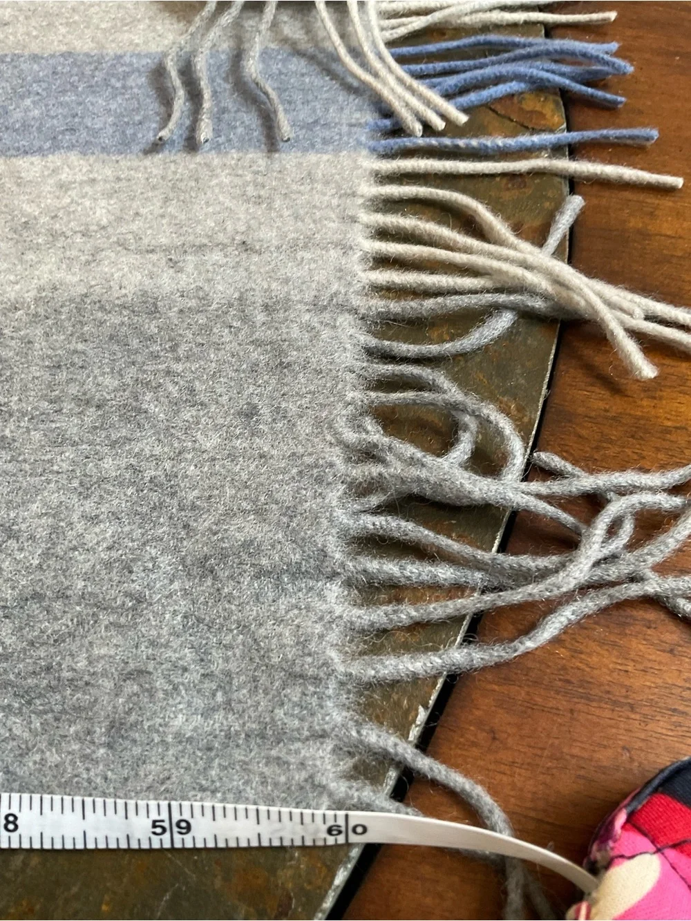 NWT Lisa Perini Cashmere Scarf